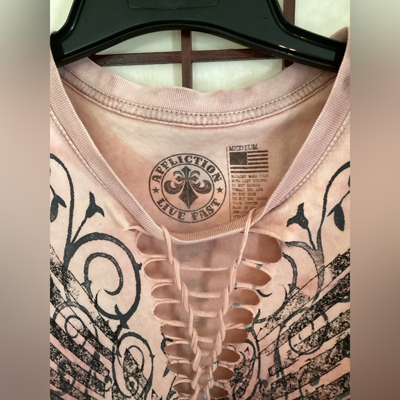 Affliction Live Fast patterned Tee. - Picture 4 of 5